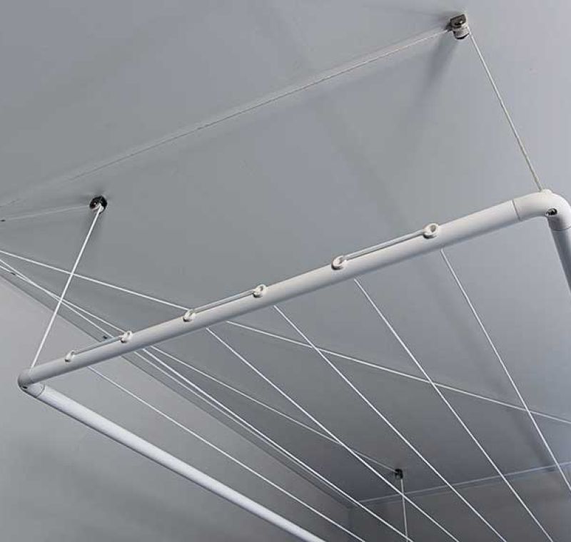 Tendedero interior elevado