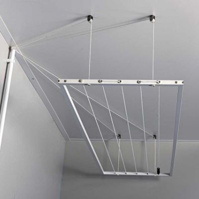 Instalación de tendedero interior