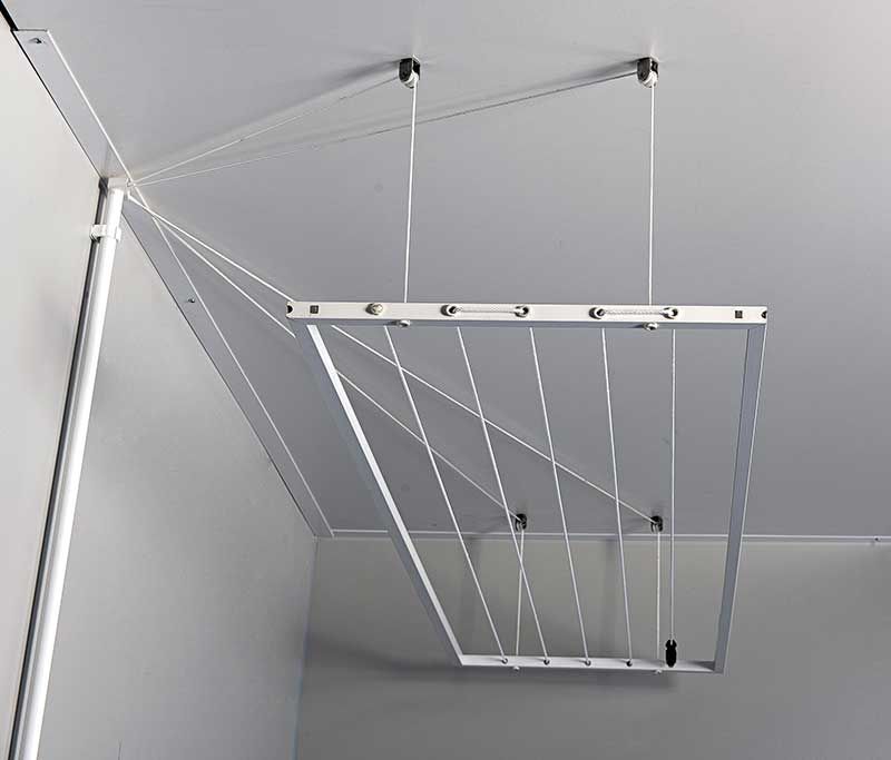 Instalación de tendedero interior