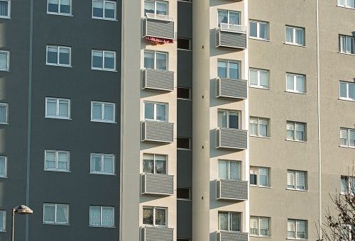 Fabricación con instalación incluida de tendederos exteriores en León